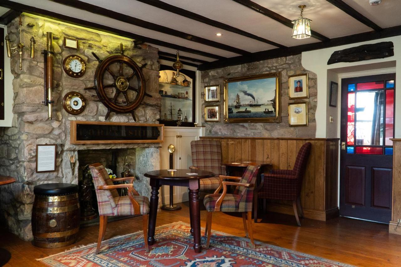 The Olde Ship Inn Seahouses Bagian luar foto
