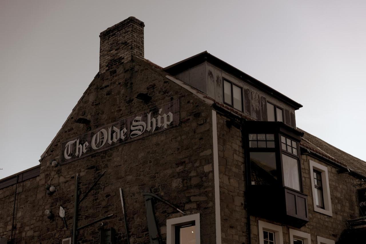 The Olde Ship Inn Seahouses Bagian luar foto